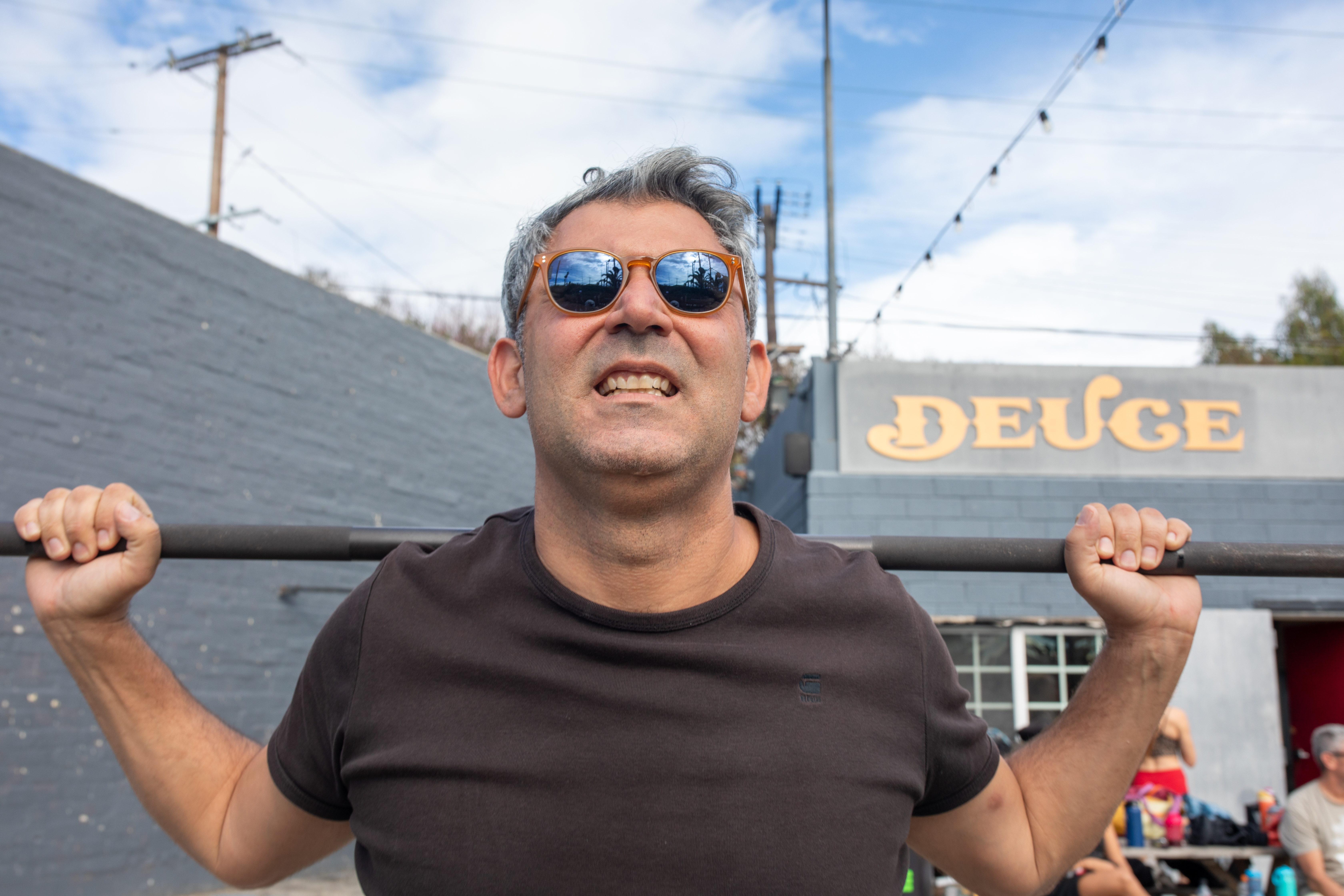 Centered full-viewport image